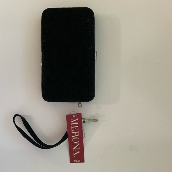 BRAND NEW MERONA WRISTLET - Picture 1 of 4